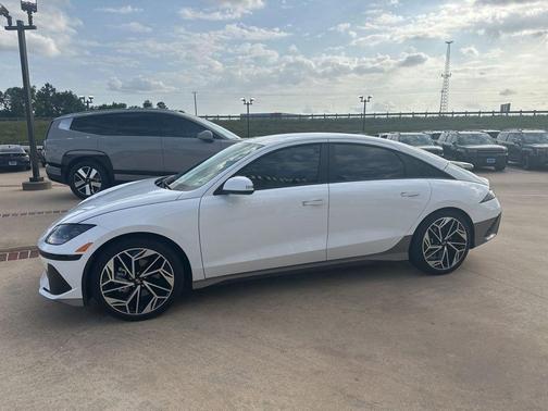 White 2025 Hyundai IONIQ 6 SEL