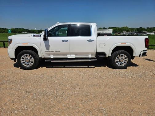 2020 GMC Sierra 2500 Denali