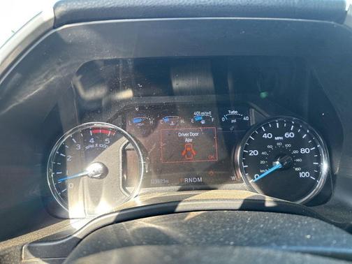 White Metallic 2020 Ford F-350 Lariat Super Duty