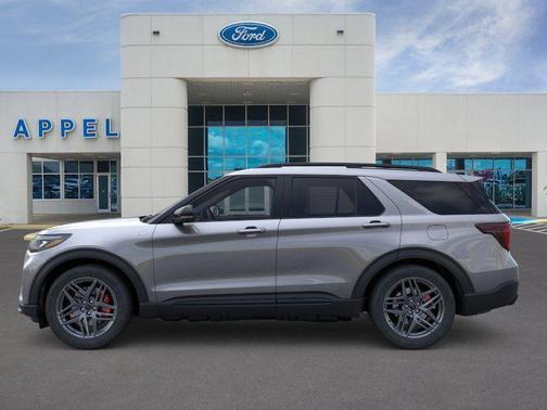Gray Metallic 2026 Ford Explorer ST-Line