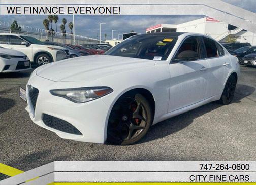 2019 Alfa Romeo Giulia Base