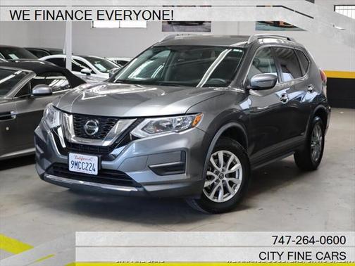 2018 Nissan Rogue SV