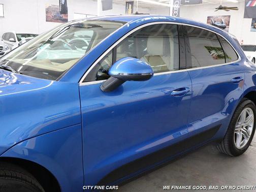 2016 Porsche Macan S