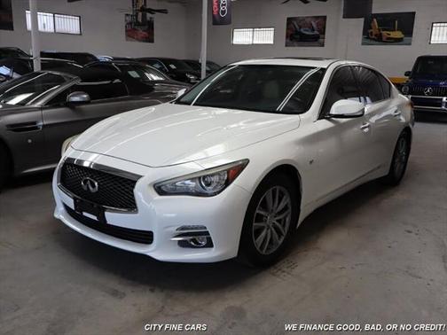 2015 INFINITI Q50 Premium