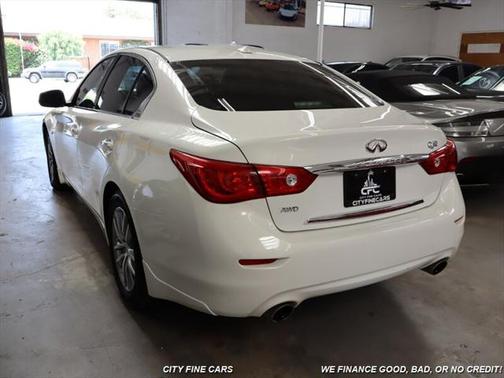 2015 INFINITI Q50 Premium