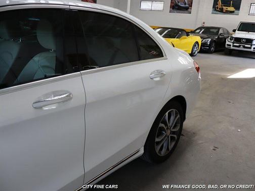 2016 Mercedes-Benz C-Class Sport