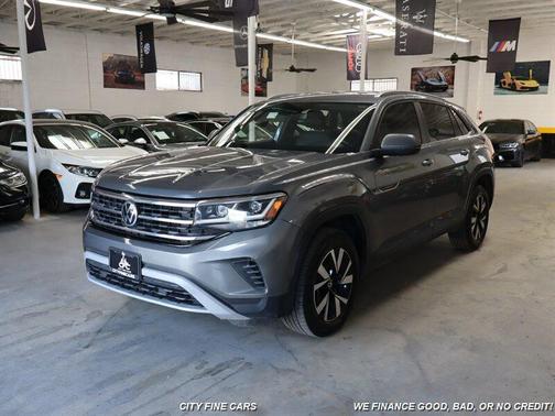 2020 Volkswagen Atlas Cross Sport 2.0T SE