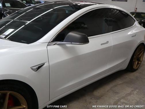 2019 Tesla Model 3 Performance