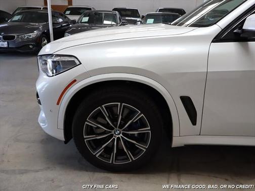 2021 BMW X5 M50i