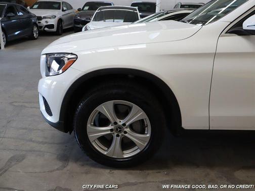 2018 Mercedes-Benz GLC 300 Base