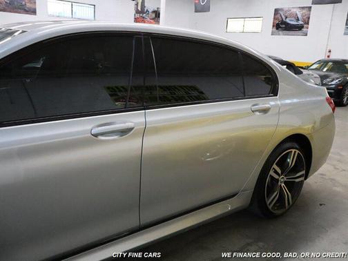 2016 BMW 750 i xDrive
