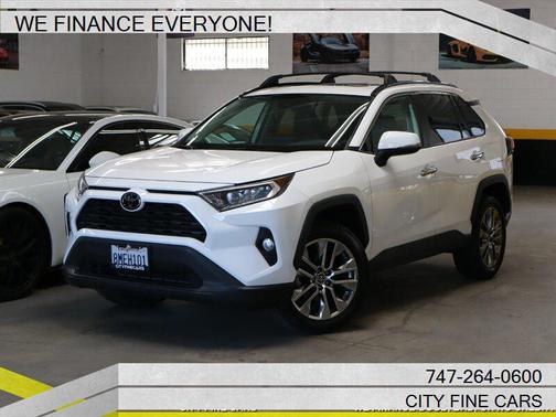 2019 Toyota RAV4 XLE Premium