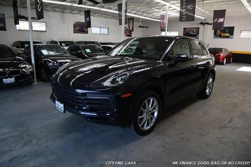 Biscay Blue Metallic 2019 Porsche Cayenne Cayenne