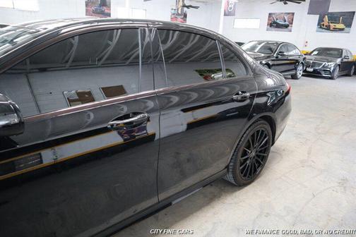 Black 2019 Mercedes-Benz E-Class 4MATIC