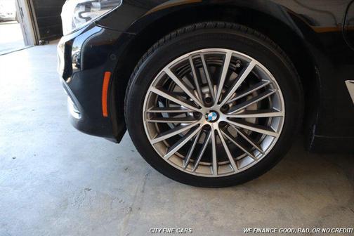 Black 2020 BMW 530e iPerformance