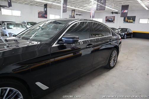 Black 2020 BMW 530e iPerformance