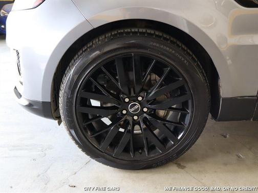 2021 Land Rover Range Rover Sport SE