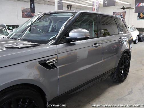 2021 Land Rover Range Rover Sport SE