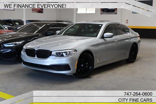 Glacier Silver Metallic 2019 BMW 530e iPerformance