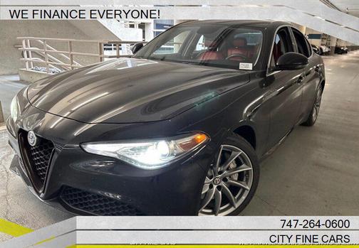 2018 Alfa Romeo Giulia Base