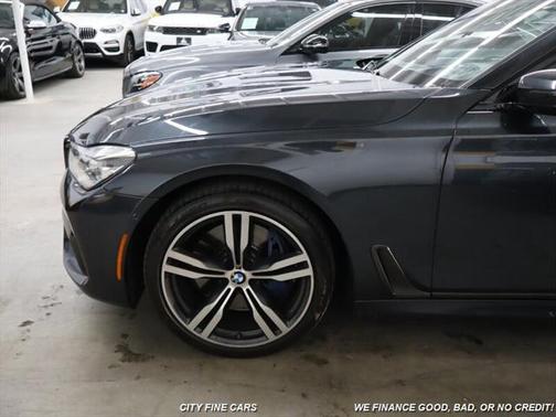 2019 BMW 750 I