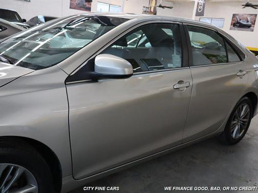 2015 Toyota Camry SE