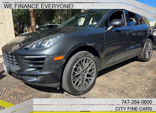 2017 Porsche Macan Base