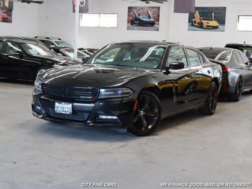 2017 Dodge Charger SXT