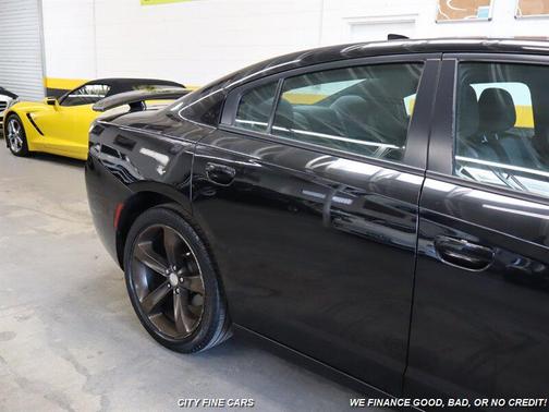 2017 Dodge Charger SXT