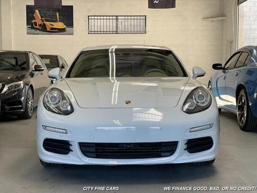 2015 Porsche Panamera