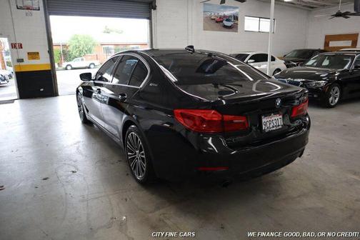 2019 BMW 530e iPerformance