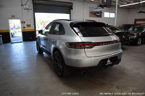 2020 Porsche Macan S