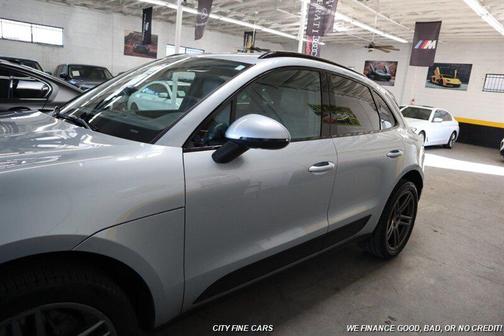 2020 Porsche Macan S