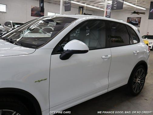 2016 Porsche Cayenne Cayenne S E-Hybrid