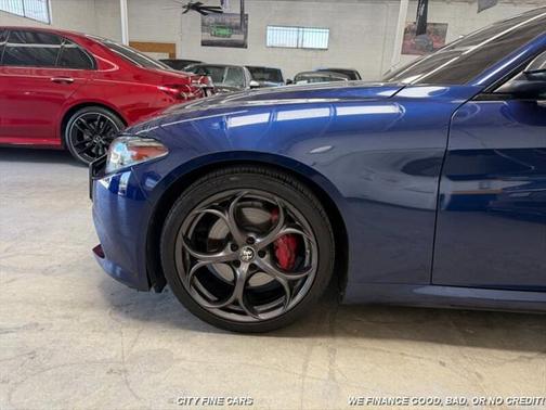 2019 Alfa Romeo Giulia Sport
