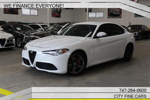 Alfa White 2018 Alfa Romeo Giulia Base