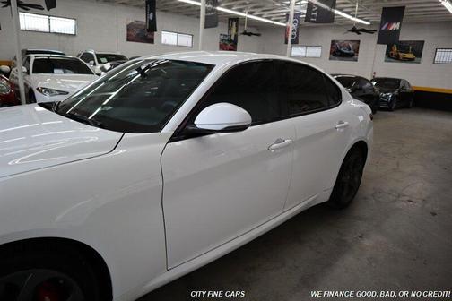 Alfa White 2018 Alfa Romeo Giulia Base