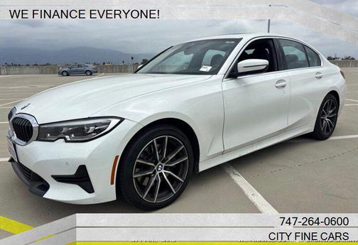 White 2019 BMW 330 i