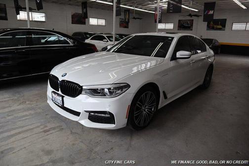 White 2018 BMW 530e xDrive iPerformance