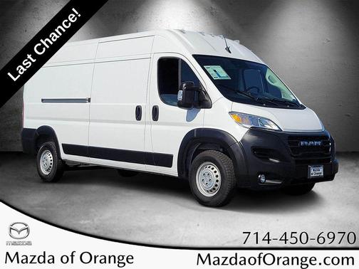 Bright White Clearcoat 2025 RAM ProMaster 2500 Tradesman
