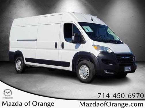 Bright White Clearcoat 2025 RAM ProMaster 2500 Tradesman