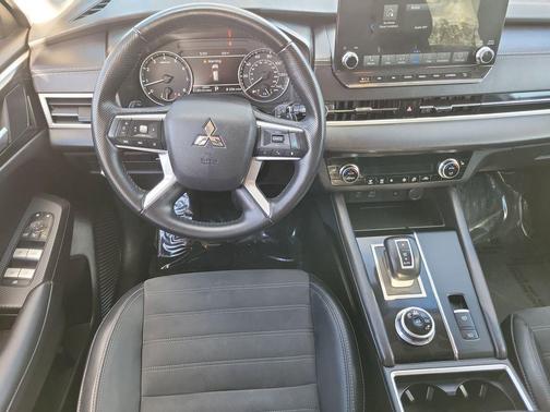 2024 Mitsubishi Outlander SE 2.5 2WD