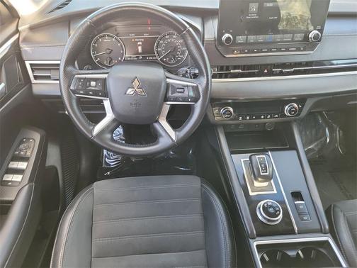 2024 Mitsubishi Outlander SE 2.5 2WD