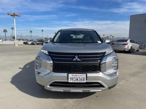 2024 Mitsubishi Outlander SE 2.5 2WD