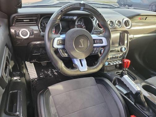 2020 Ford Shelby GT350 Base