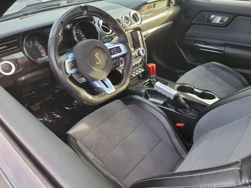 2020 Ford Shelby GT350 Base