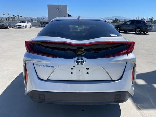 2021 Toyota Prius Prime LE