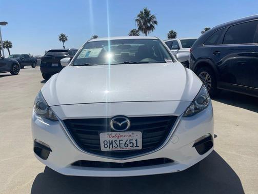 Snowflake White Pearl Mica 2016 Mazda Mazda3 i Sport