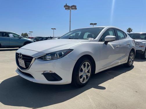 Snowflake White Pearl Mica 2016 Mazda Mazda3 i Sport