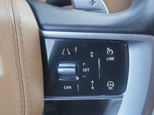 2023 Land Rover Range Rover P530 SE